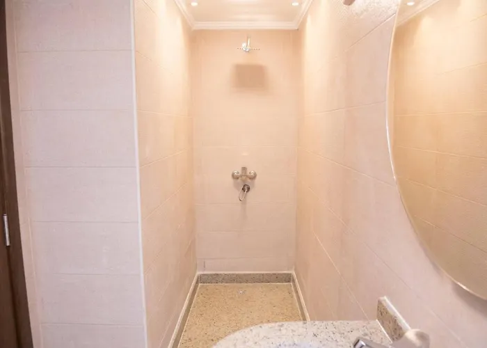 Otel Cecil 4*
