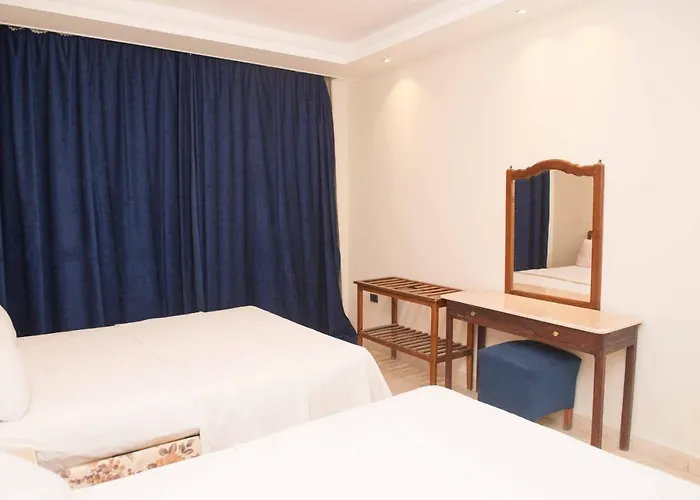 Cecil Otel 4*